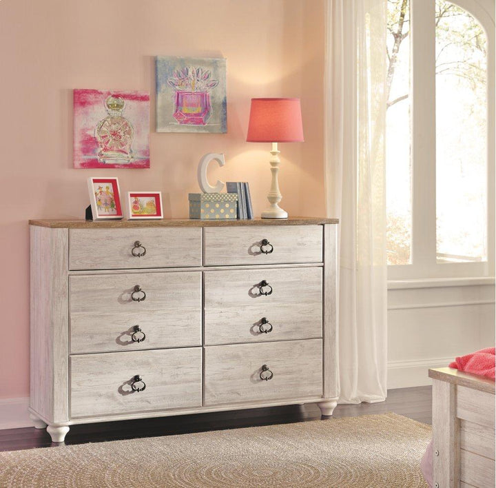 ASHLEY FURNITURE PKG004305 Full Panel Bed With Dresser