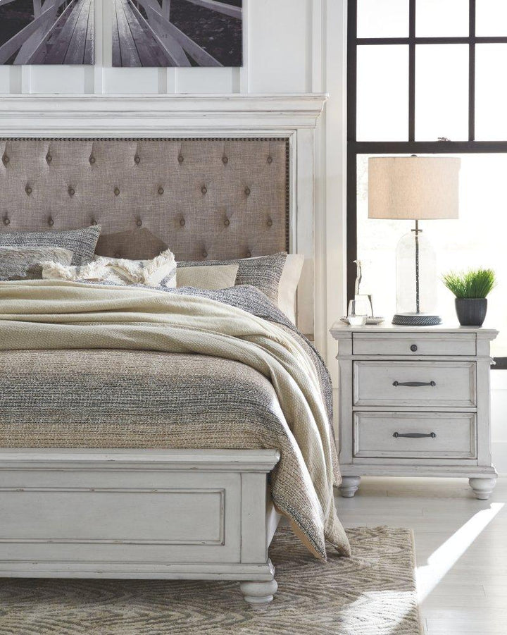 ASHLEY FURNITURE B777B10 Kanwyn King Panel Bed