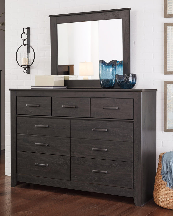 ASHLEY FURNITURE PKG004017 Full Panel Bed With Dresser