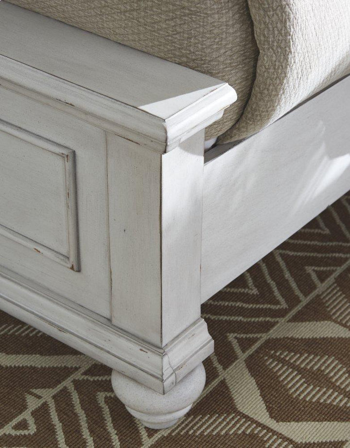 ASHLEY FURNITURE B777B9 Kanwyn King Panel Bed With Storage Bench