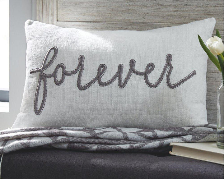 ASHLEY FURNITURE A1000984 Forever Pillow set of 4