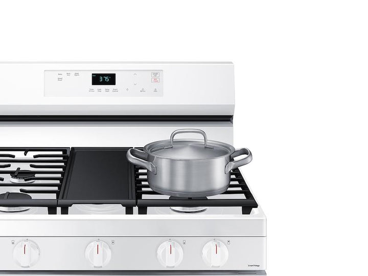 SAMSUNG NX60A6111SW 6.0 cu. ft. Smart Freestanding Gas Range with Integrated Griddle in White