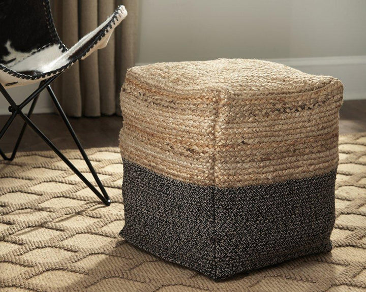 ASHLEY FURNITURE A1000422 Sweed Valley Pouf