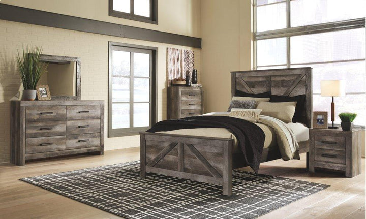 ASHLEY FURNITURE PKG005148 Queen Crossbuck Panel Bed With Mirrored Dresser