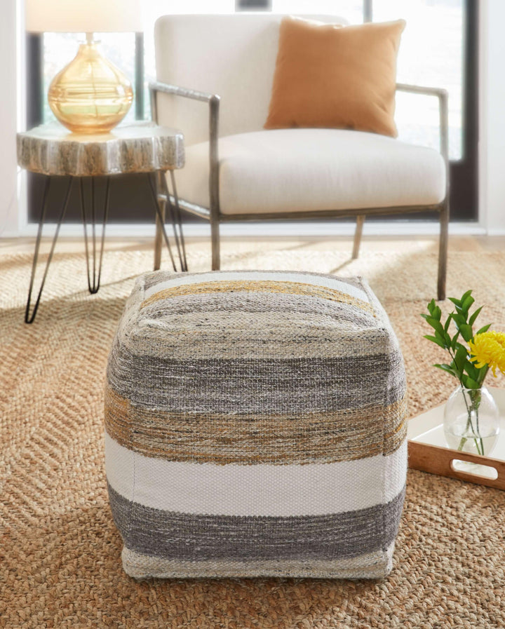 ASHLEY FURNITURE A1000935 Josalind Pouf