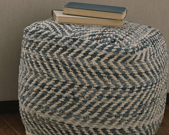 ASHLEY FURNITURE A1000445 Chevron Pouf