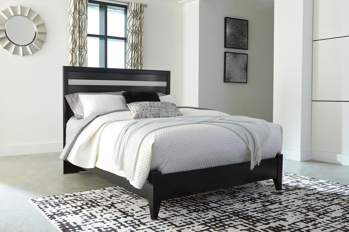 ASHLEY FURNITURE PKG007650 Queen Panel Bed With Mirrored Dresser and Chest