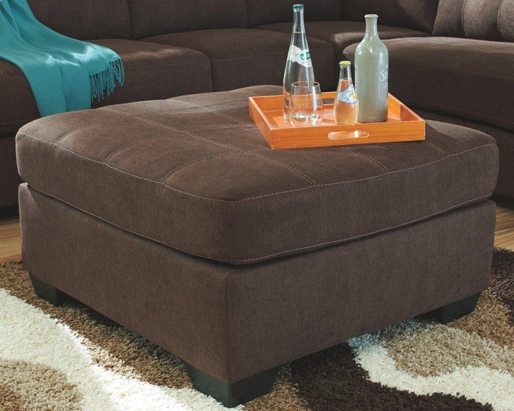 ASHLEY FURNITURE PKG010963 2-piece Sectional With Ottoman