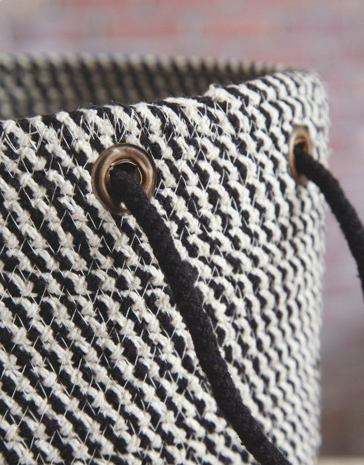 ASHLEY FURNITURE A2000433 Eider Basket