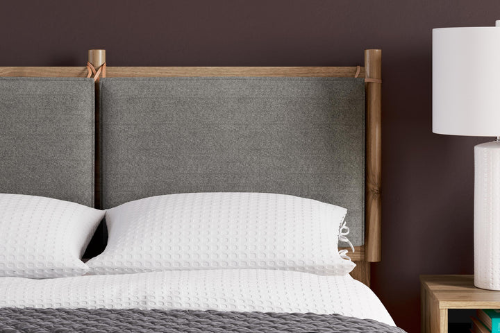 ASHLEY FURNITURE EB1187B2 Aprilyn Full Panel Bed
