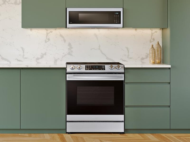 SAMSUNG NE63B8611SS 6.3 cu. ft. Smart Rapid Heat Induction Slide-in Range with Air Fry & Convection+ in Stainless Steel