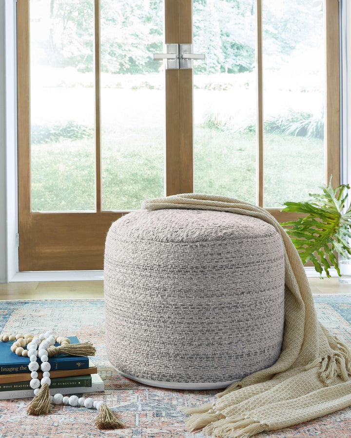 ASHLEY FURNITURE A1000937 Oxingworth Pouf
