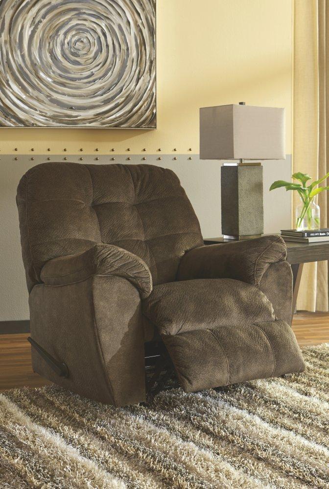 ASHLEY FURNITURE 7050825 Accrington Recliner