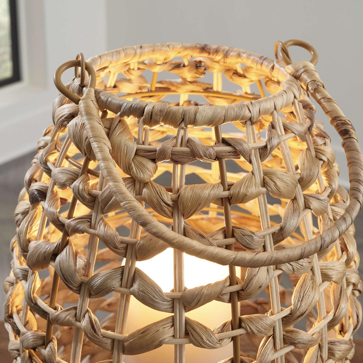 ASHLEY FURNITURE A2000479 Etta Lantern