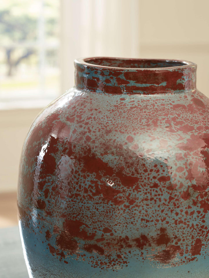 ASHLEY FURNITURE A2000556 Turkingsly Vase