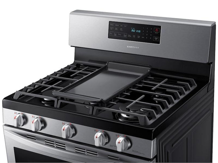 SAMSUNG NX58T7511SS 5.8 cu. ft. Freestanding Gas Range with Air Fry and Convection in Stainless Steel