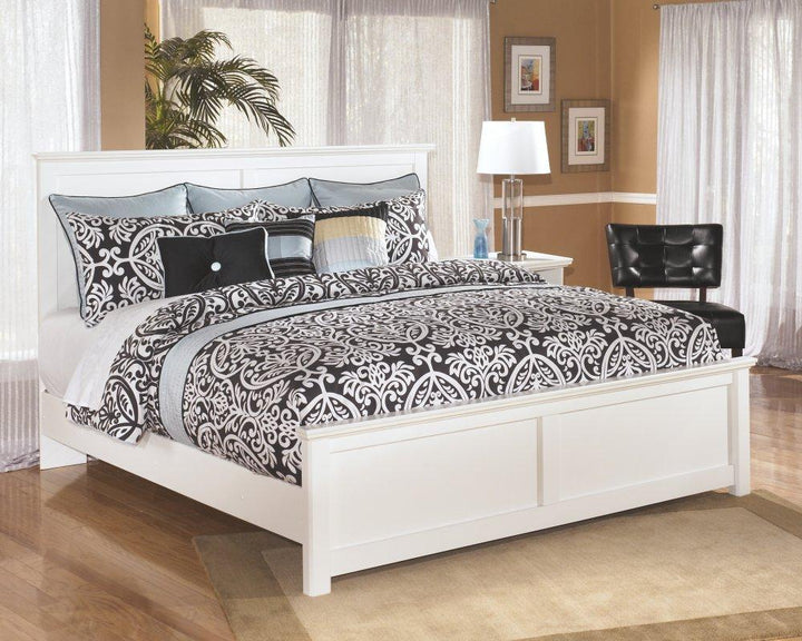 ASHLEY FURNITURE PKG002780 King Panel Bed With Mirrored Dresser and 2 Nightstands