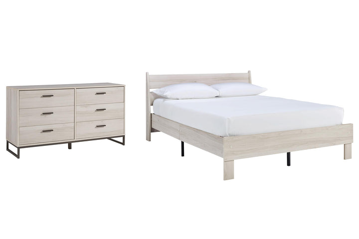 ASHLEY FURNITURE PKG009013 Queen Platform Bed With Dresser