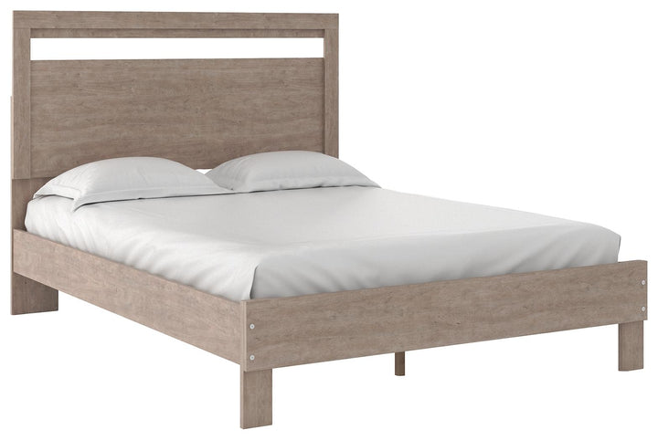 ASHLEY FURNITURE PKG009236 Queen Platform Bed With Dresser