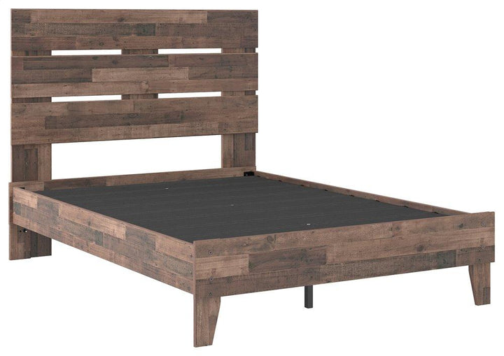 ASHLEY FURNITURE EB2120B2 Neilsville Full Panel Platform Bed