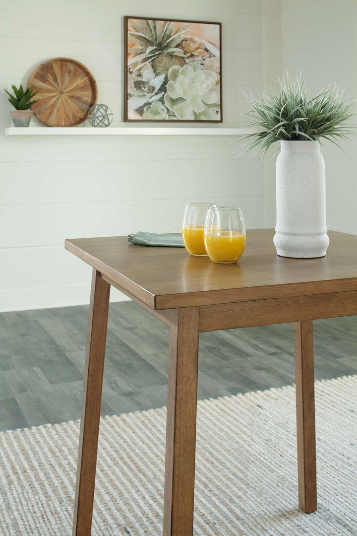 ASHLEY FURNITURE PKG012077 Counter Height Dining Table and 2 Barstools