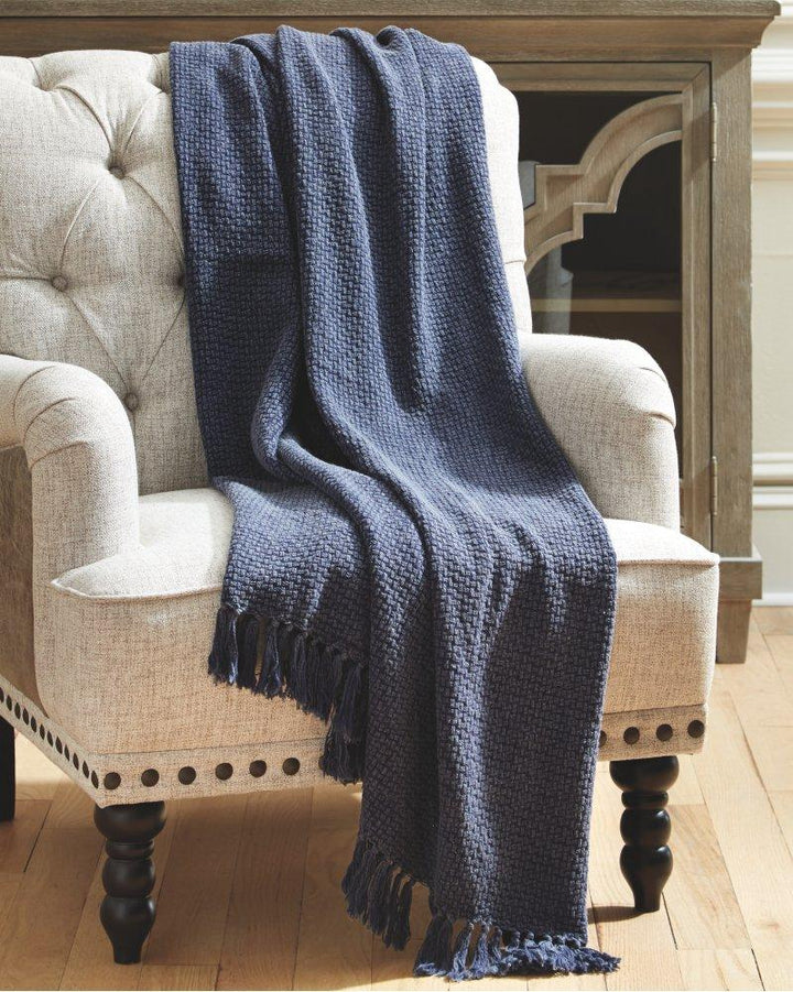 ASHLEY FURNITURE A1000740 Yasmin Throw set of 3