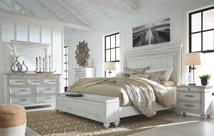 ASHLEY FURNITURE B777B9 Kanwyn King Panel Bed With Storage Bench