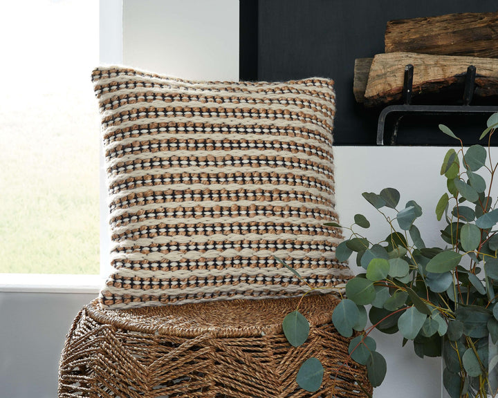 ASHLEY FURNITURE A1000929P Nealington Pillow
