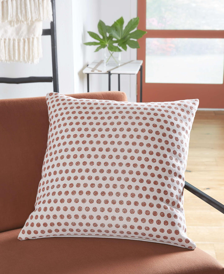 ASHLEY FURNITURE A1000942 Monique Pillow set of 4