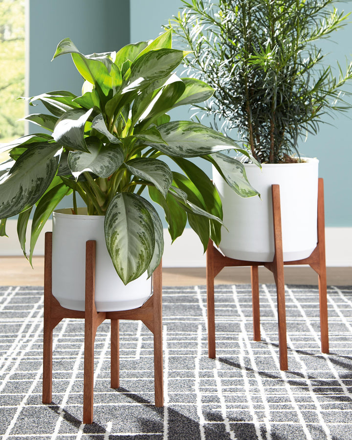 ASHLEY FURNITURE A2000427 Dorcey Planter set of 2