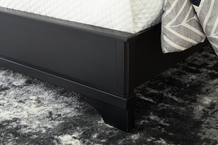ASHLEY FURNITURE B739B4 Chylanta King Sleigh Bed