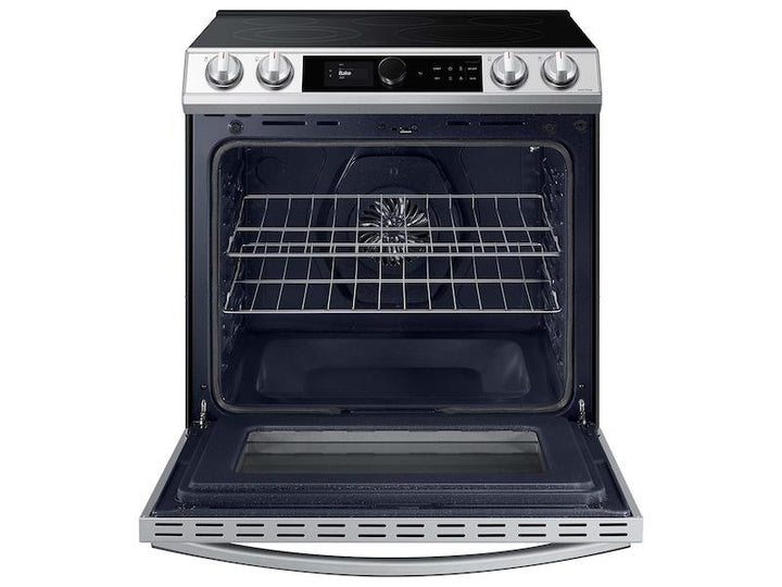 SAMSUNG NE63BB871112AA Bespoke Smart Slide-in Electric Range 6.3 cu. ft. with Smart Dial & Air Fry in White Glass