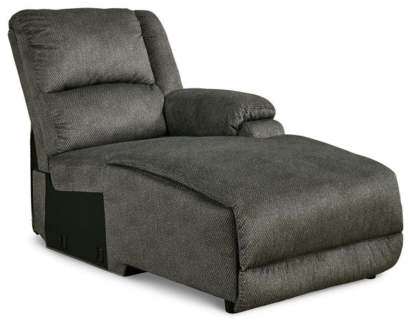 ASHLEY FURNITURE 3040217 Benlocke Right-arm Facing Corner Chaise